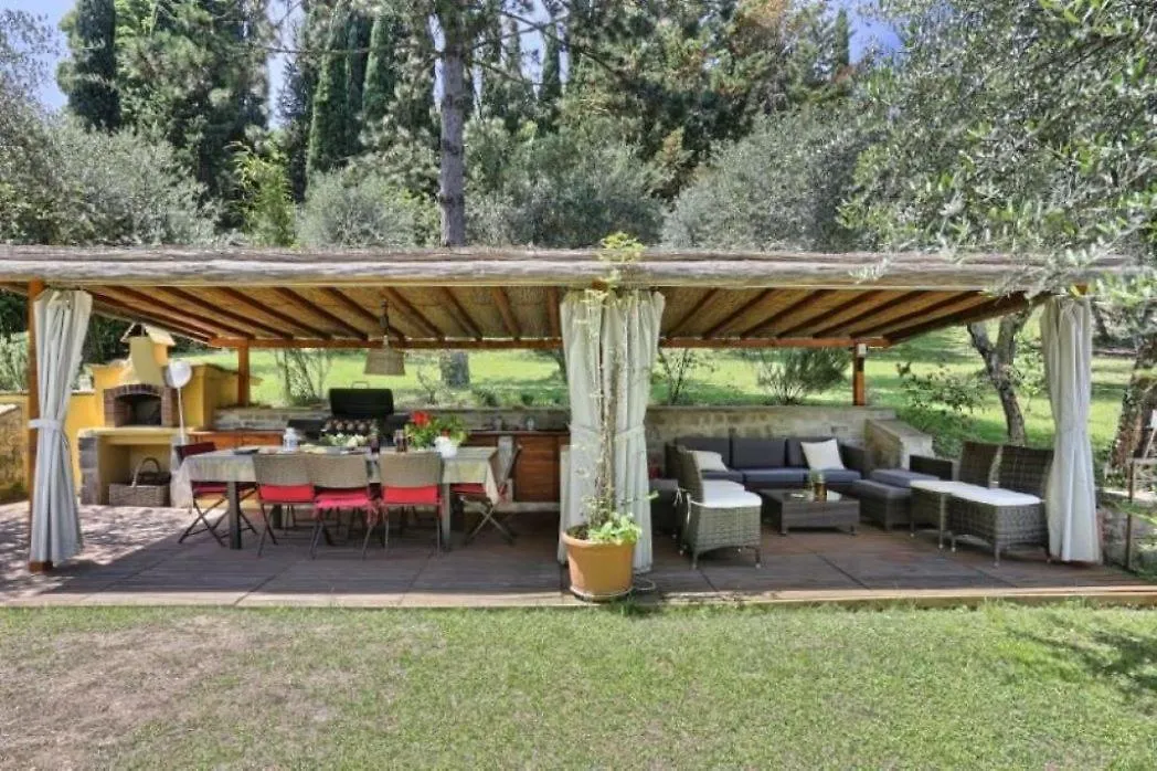 Villa Merlo Ner0-1